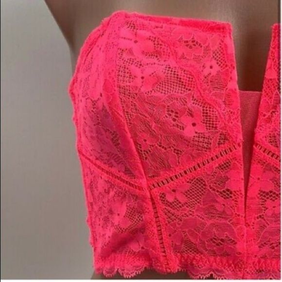 💕Victoria's Secret Dream Angels Lace Corset Bra Neon Pink NWT -Limited Edition - Picture 2 of 9